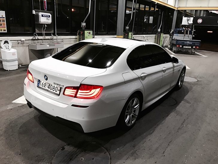 11년식 BMW 520D 상태최상급 차량 판매합니다 11년식 BMW 520D 상태최상급 차량 판매합니다