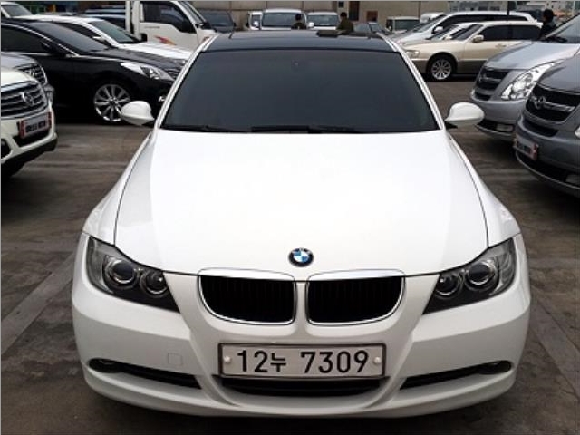 08년식 BMW 320i 흰색 7만Km 무사고최저가 판매합니다 08년식 BMW 320i 흰색 7만Km 무사고최저가 판매합니다