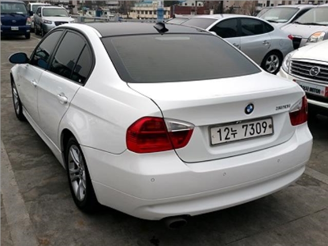 08년식 BMW 320i 흰색 7만Km 무사고최저가 판매합니다 08년식 BMW 320i 흰색 7만Km 무사고최저가 판매합니다