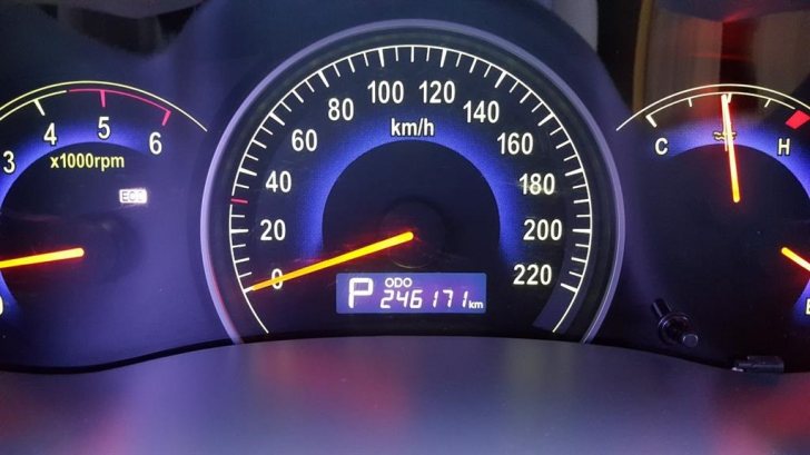 2011년 카니발R그랜드 GLX 팝니다. 2011년 카니발R그랜드 GLX 팝니다.