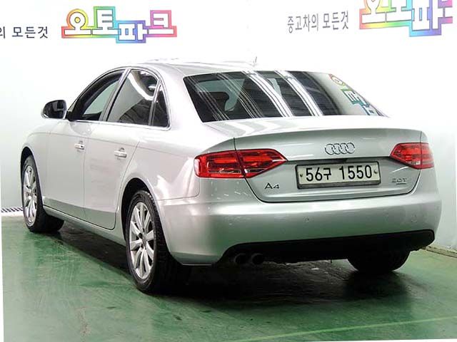 아우디 뉴A42.0 TFSI 콰트로 2009년식 팔아요