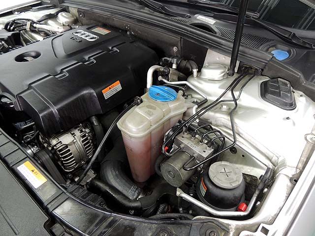 아우디 뉴A42.0 TFSI 콰트로 2009년식 팔아요