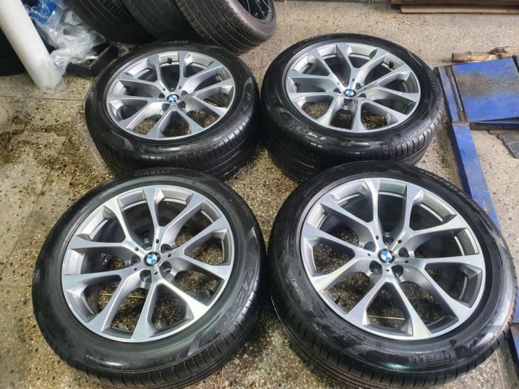 bmw x5 최신형20인치 정품휠타이어세트 bmw x5 최신형20인치 정품휠타이어세트