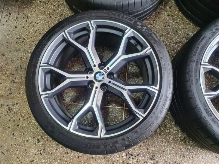 bmw x5 x6 21인치 정품휠타이어세트 bmw x5 x6 21인치 정품휠타이어세트
