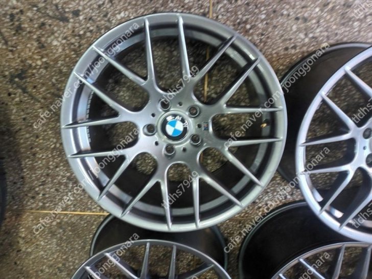 bmw래플리카18인치 휠세트 50만원에 팝니다 bmw래플리카18인치 휠세트 50만원에 팝니다