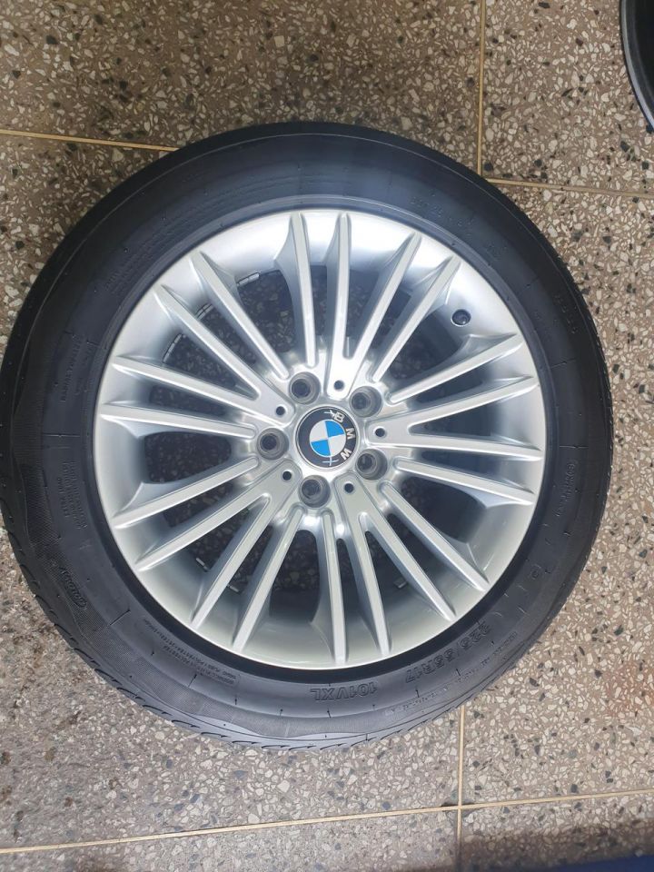 bmw520d 17인치 순정휠타이어세트(한대분) bmw520d 17인치 순정휠타이어세트(한대분)