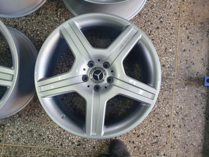 벤츠AMG19인치 정품휠세트 벤츠AMG19인치 정품휠세트