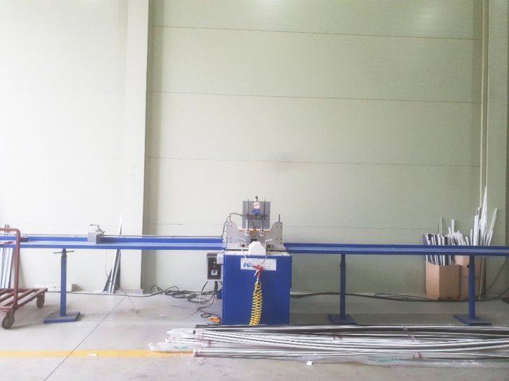 PVC 샷시 창호제작 기계, 풀셋트 팝니다. PVC 샷시 창호제작 기계, 풀셋트 팝니다.