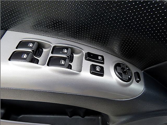05년식 뉴스포티지2WD TLX 최고급형 판매합니다 05년식 뉴스포티지2WD TLX 최고급형 판매합니다