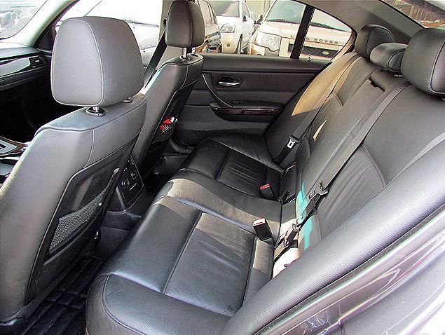 06년식 BMW 320i 세단CP 06년식 BMW 320i 세단CP