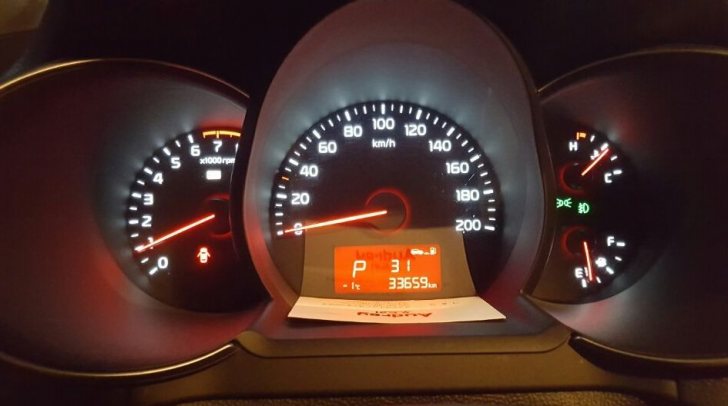 15년식 모닝 럭셔리 무사고 비흡연 580만원 팝니다 15년식 모닝 럭셔리 무사고 비흡연 580만원 팝니다